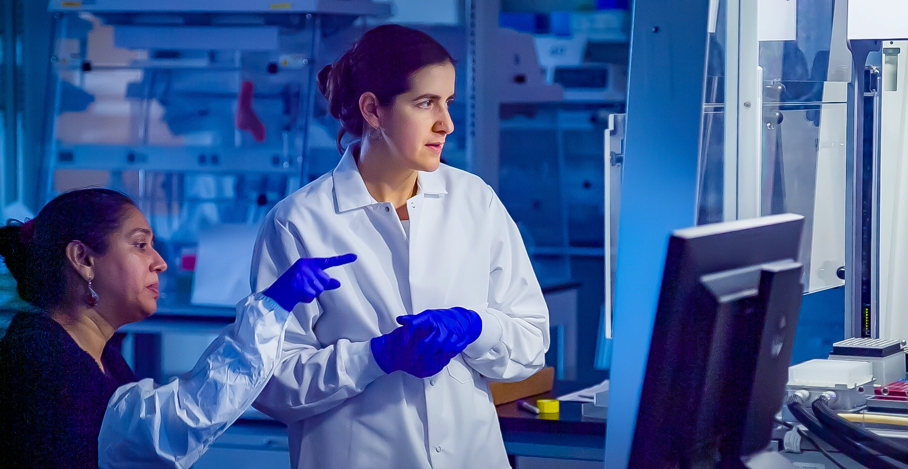 Portrait of Bosiljka Tasic in her lab.